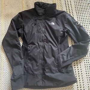 Woman’s Mid Weight North Face Jacket